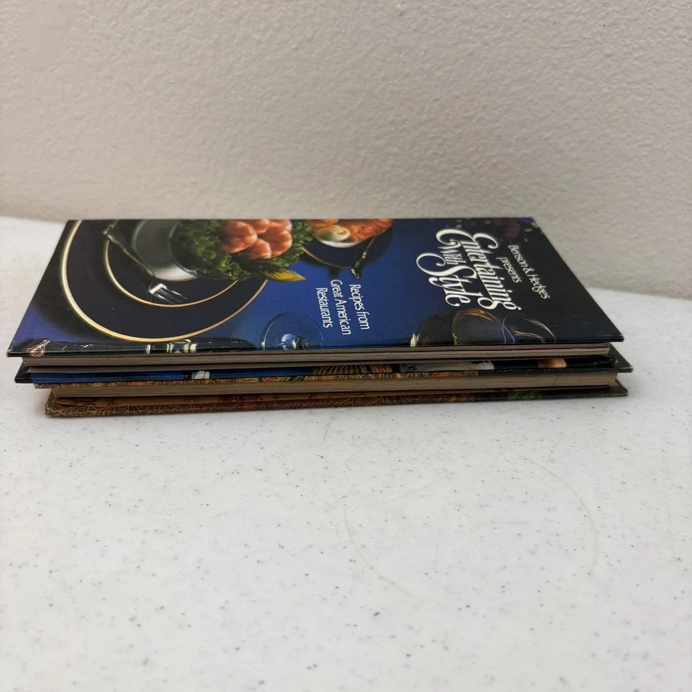 VTG Benson & Hedges 2 Cookbooks 100‎ Recipes from Great American Restaurants